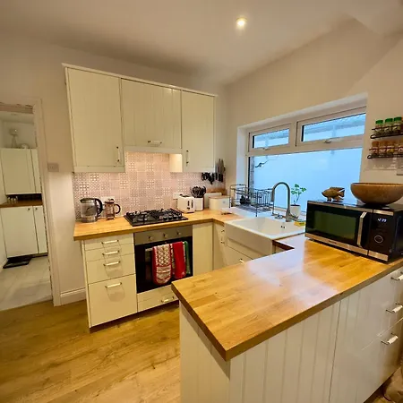 度假居 Victorian Like Charm With Modern Comforts 布里斯托