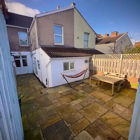 Nyaraló Victorian Like Charm With Modern Comforts Bristol